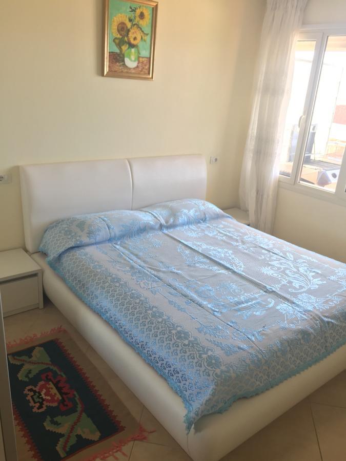 Amphora Apartment Вльора Екстер'єр фото