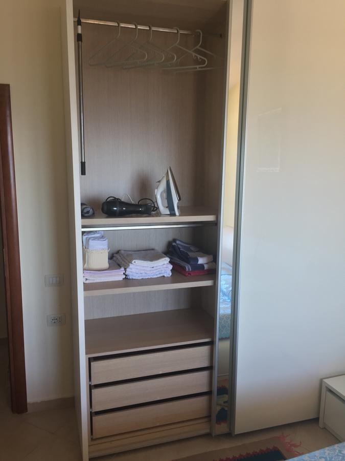 Amphora Apartment Вльора Екстер'єр фото